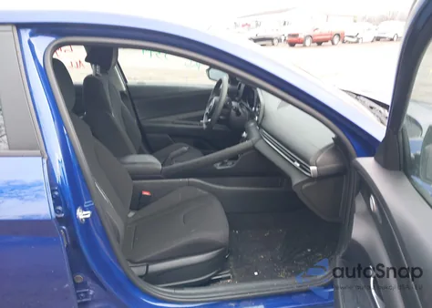 2023 Hyundai Elantra Sel from USA, damaged, VIN KMHLM4AG5PU469538